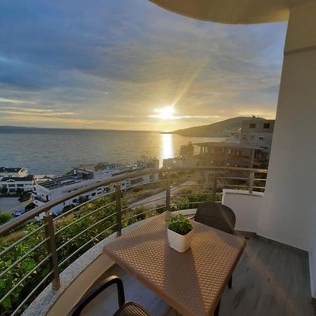 Nora'S Guesthouse Sarandë 外观 照片