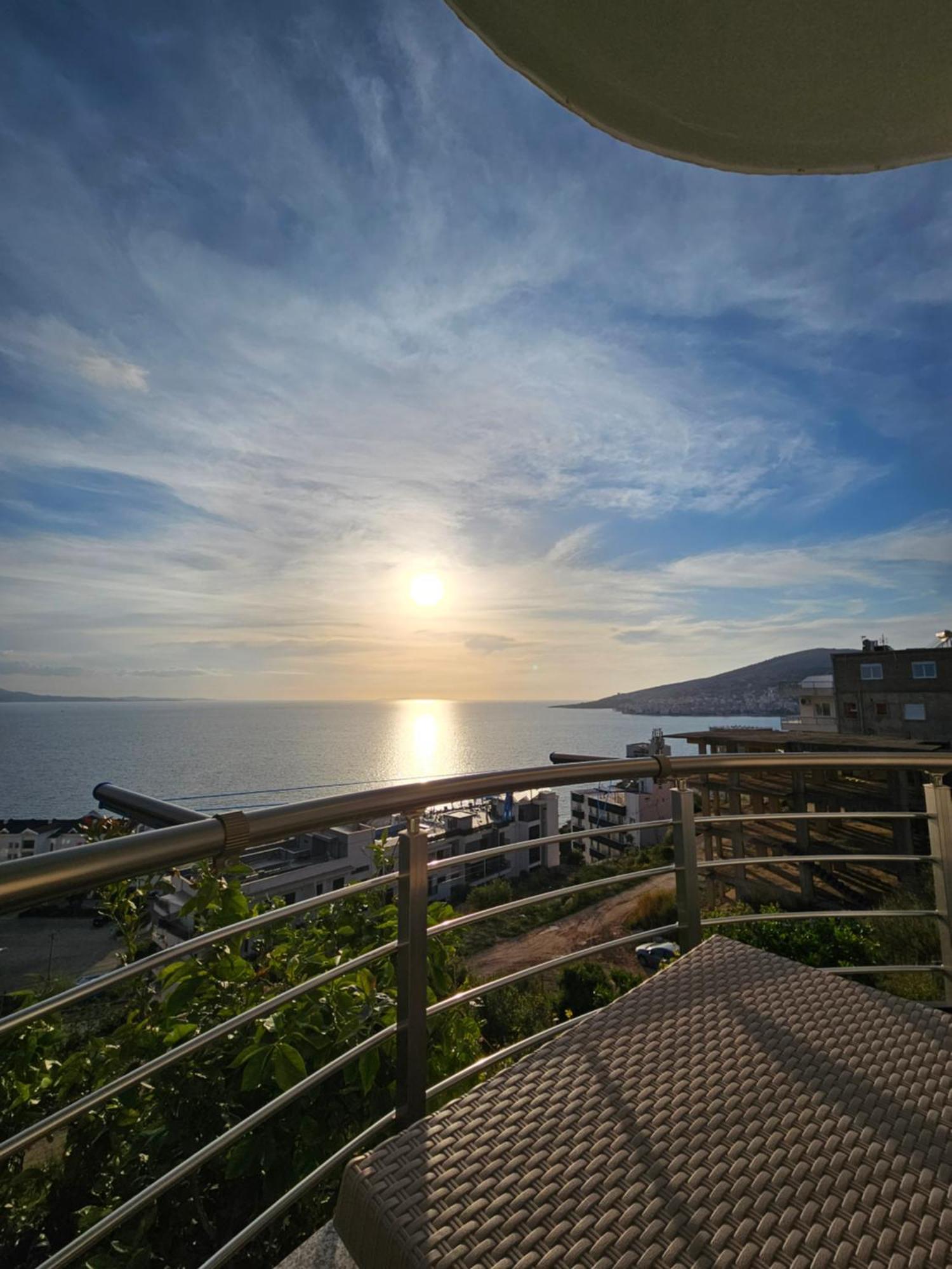 Nora'S Guesthouse Sarandë 外观 照片